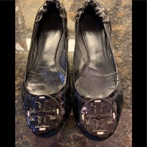 Tory Burch black patent leather Reva flats so 7.5